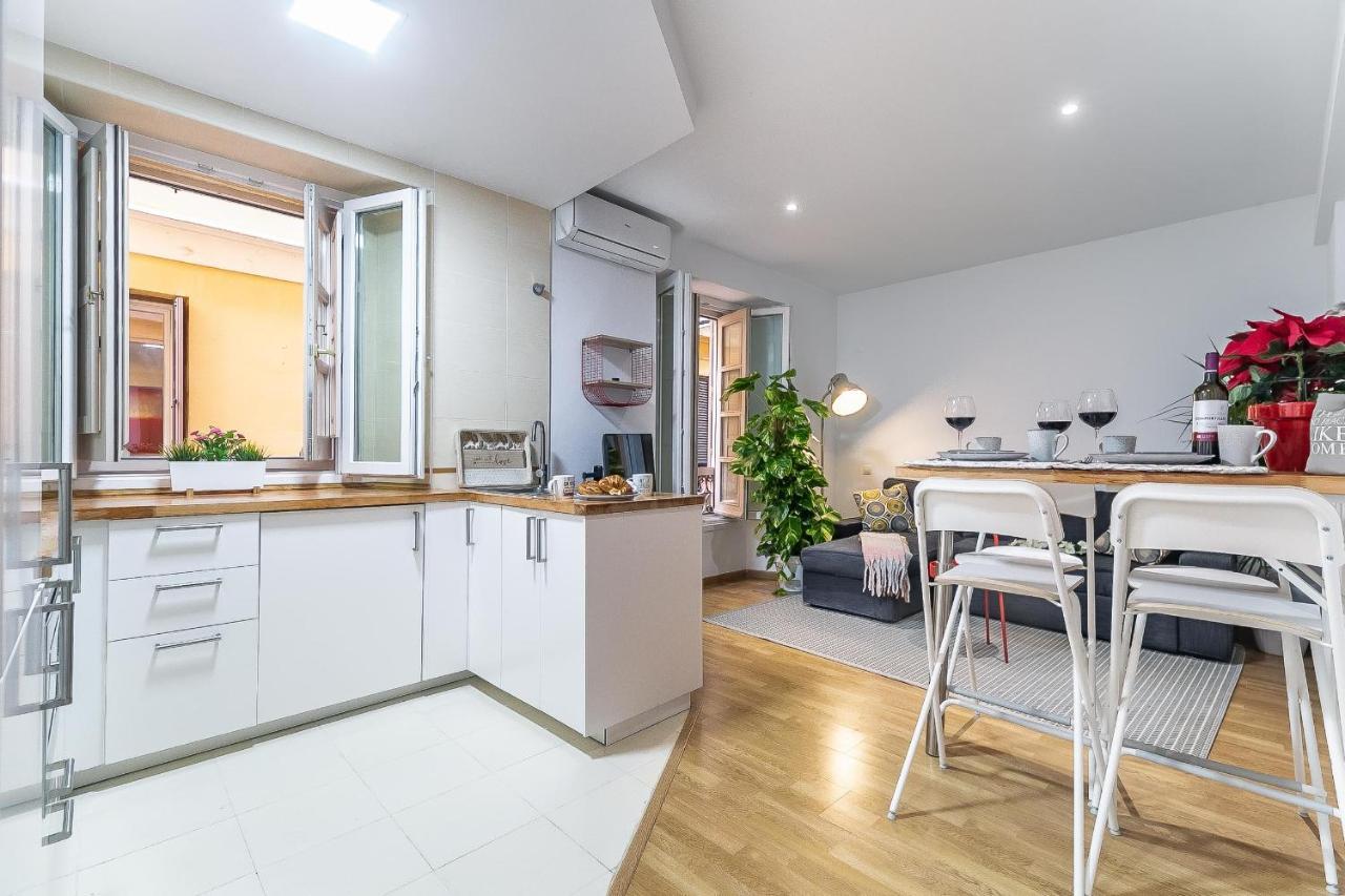Boutique Mitjana Apartment Málaga Eksteriør billede